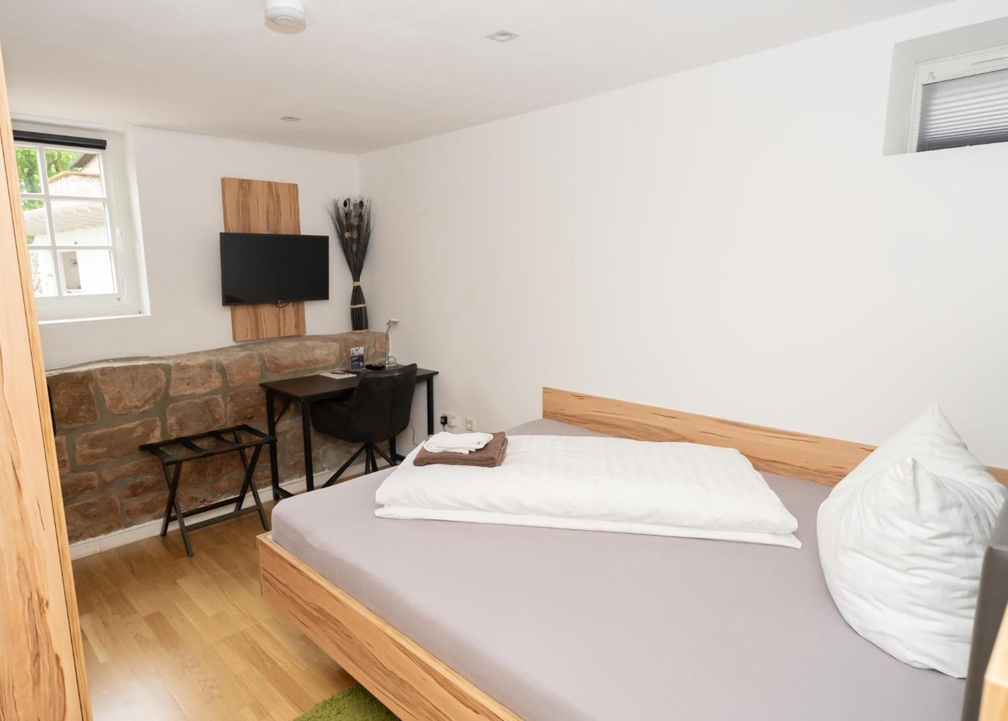 Hotel Garni Burg Waldenstein 루더스베르크 외부 사진
