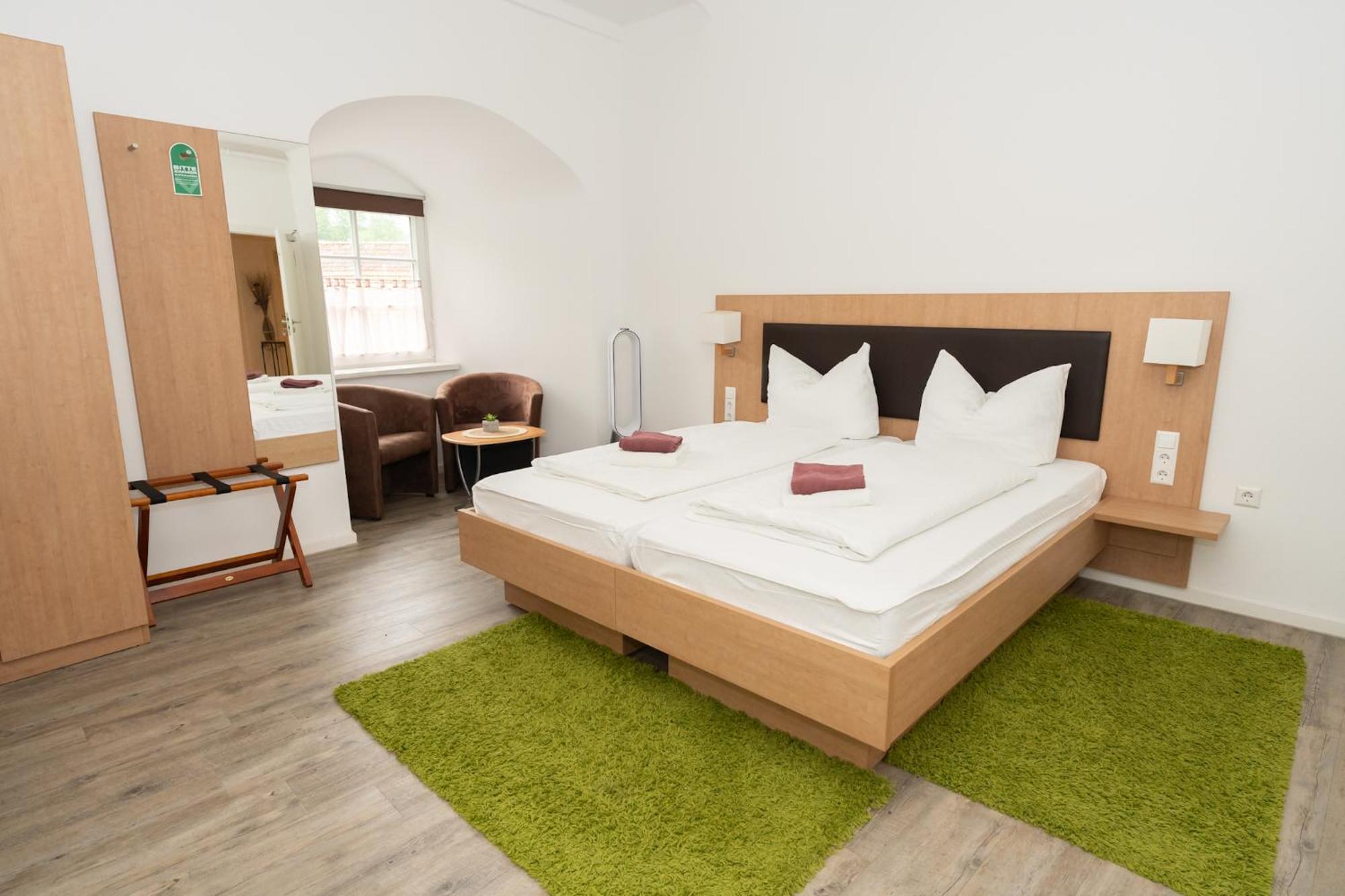 Hotel Garni Burg Waldenstein 루더스베르크 외부 사진